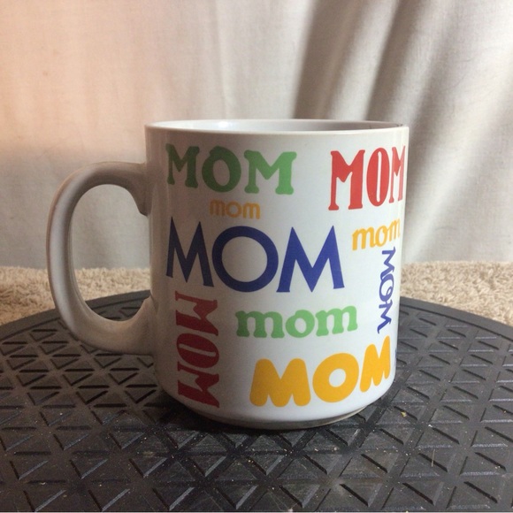 MOM Ceramic Coffee/Tea Mug White W/Multicolor Lettering Russ Berries pre-owned - Picture 5 of 12